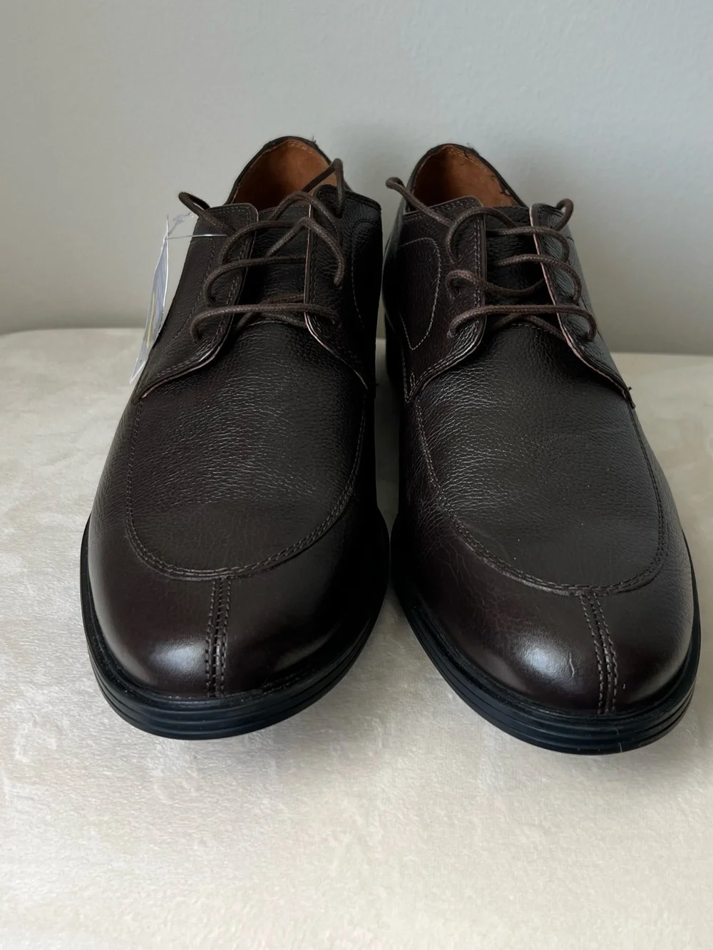Clarks lace up